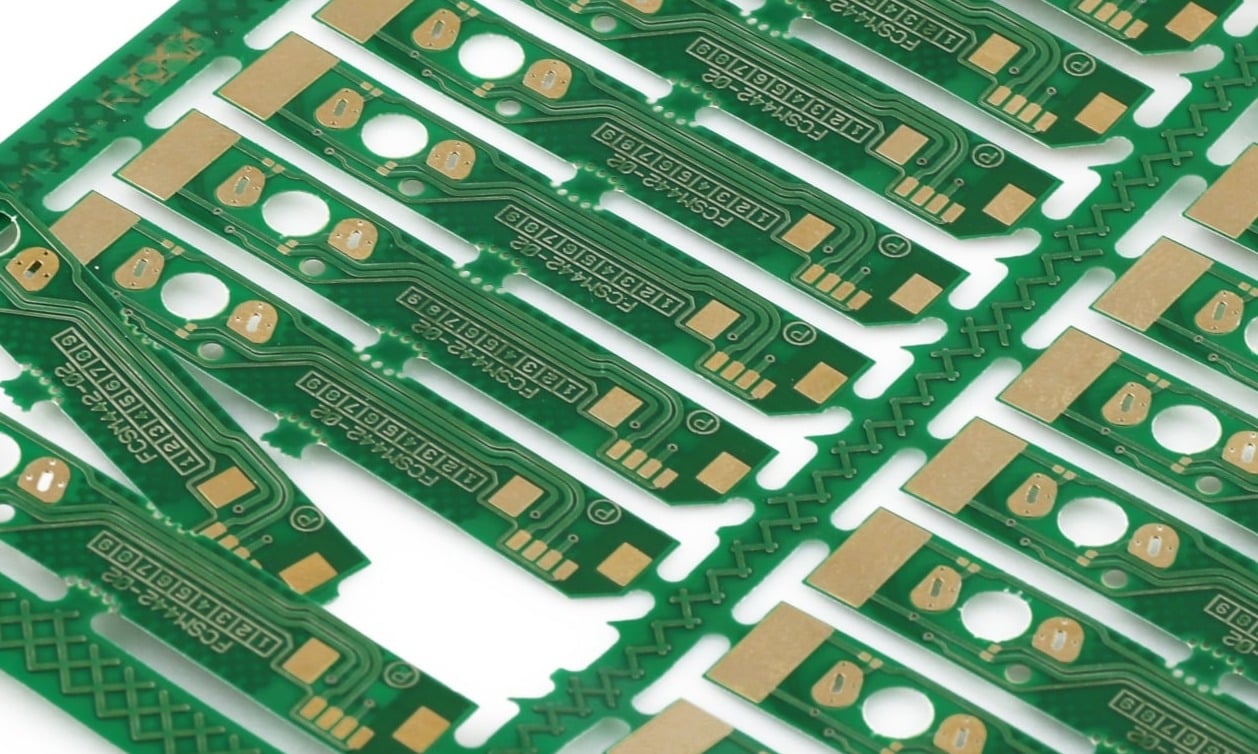 PCB breakaway tabs